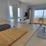 Beachfront Parque Paloma